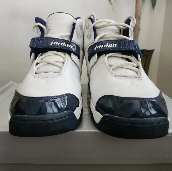 Jordan Team Reign White/Navy Sz 12 - Picture 7 of 16